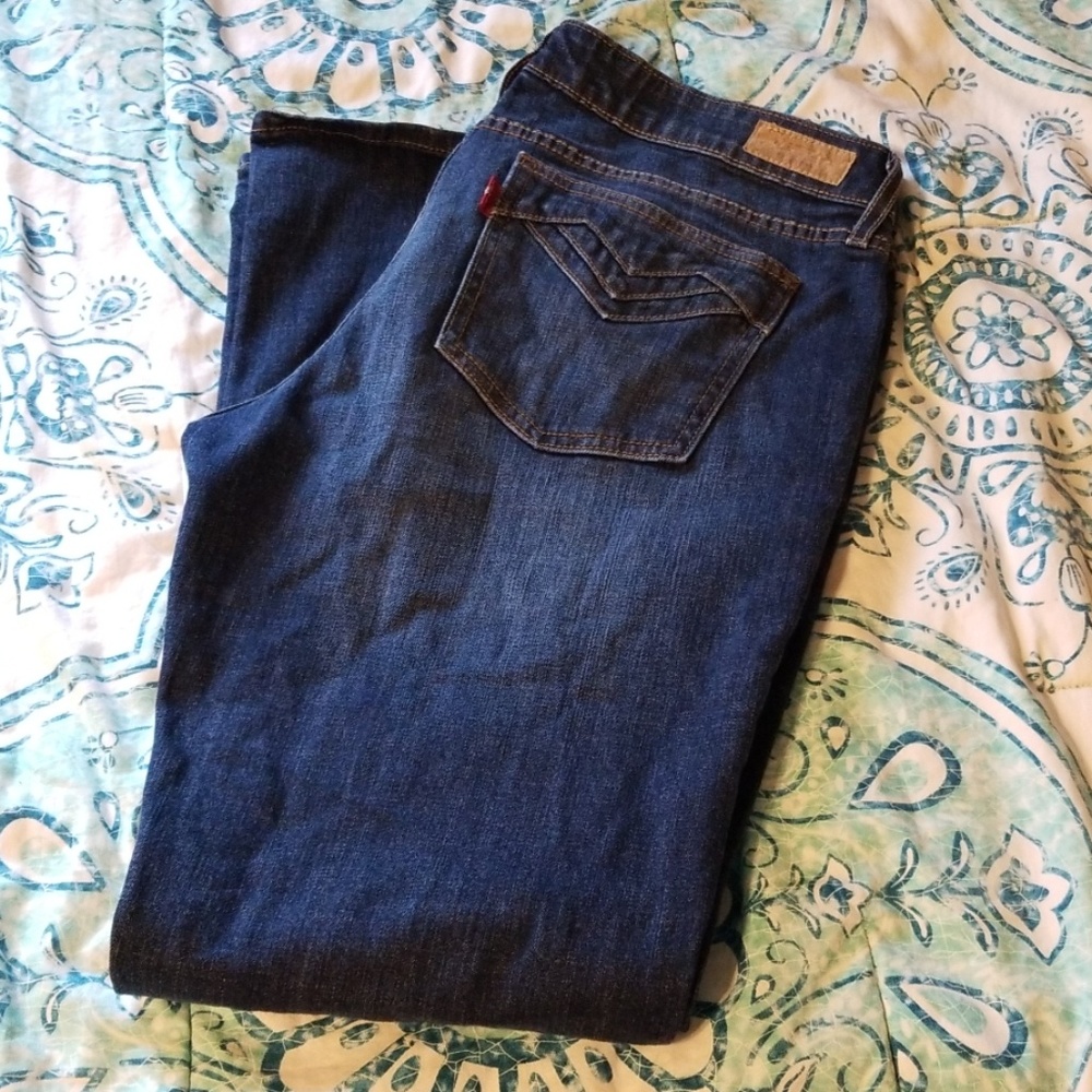 Levi's